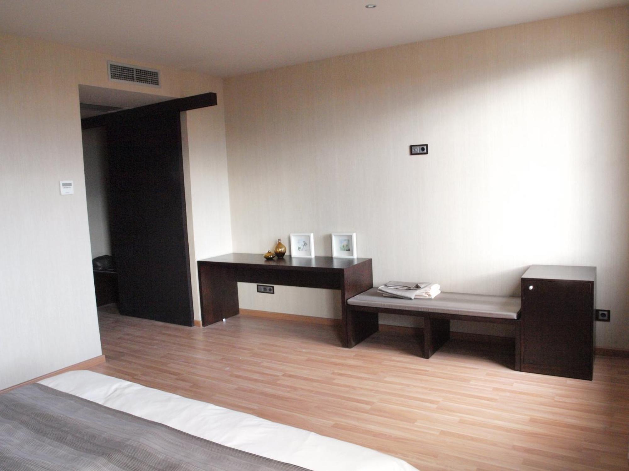 Hotel Dinastia Getafe Zimmer foto